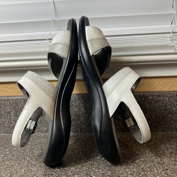 SAS Tripad Comfort White Womens 9.5M Leather Sandals Sling Back Open Toe Slip On - Picture 5 of 11